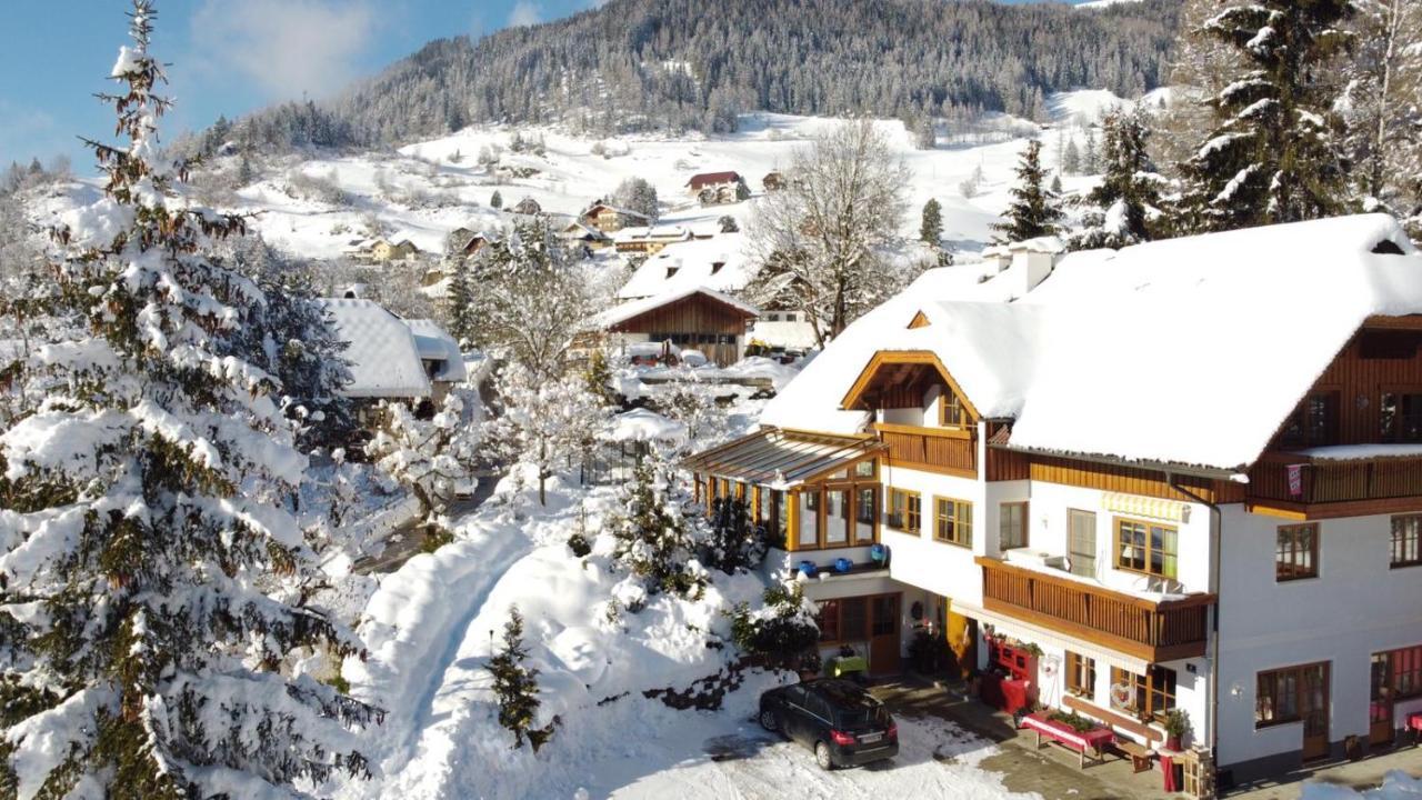Haus Lindenkreuz Apartment Bad Kleinkirchheim Luaran gambar