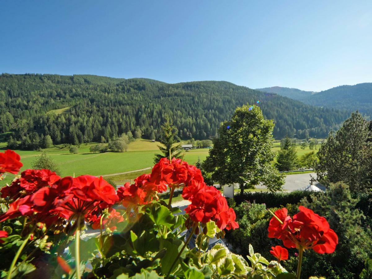 Haus Lindenkreuz Apartment Bad Kleinkirchheim Luaran gambar